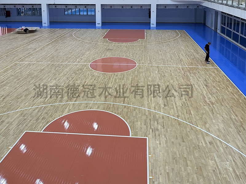 體育館運(yùn)動木地板